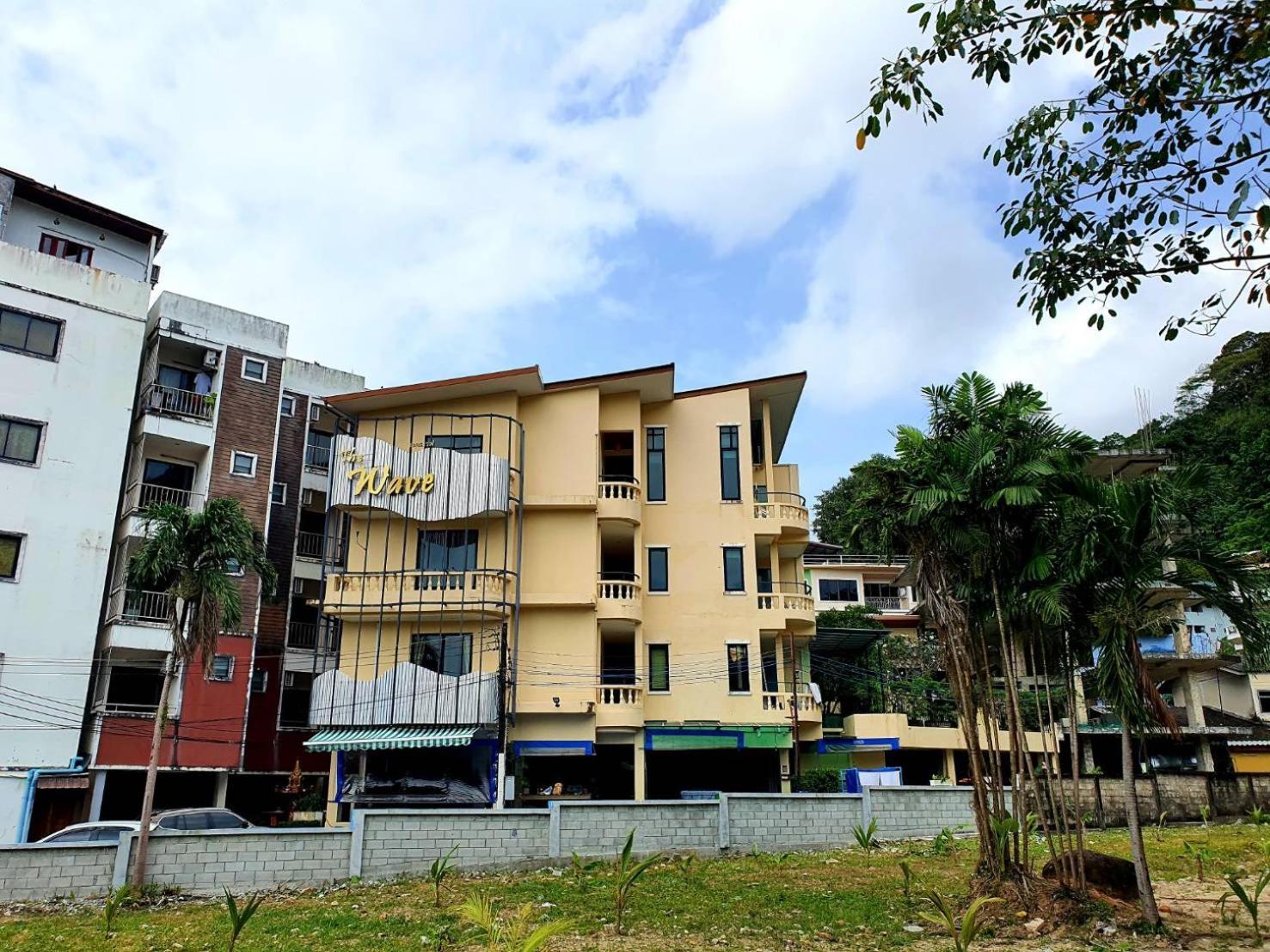 Royal Waves Hotel Patong Exteriör bild