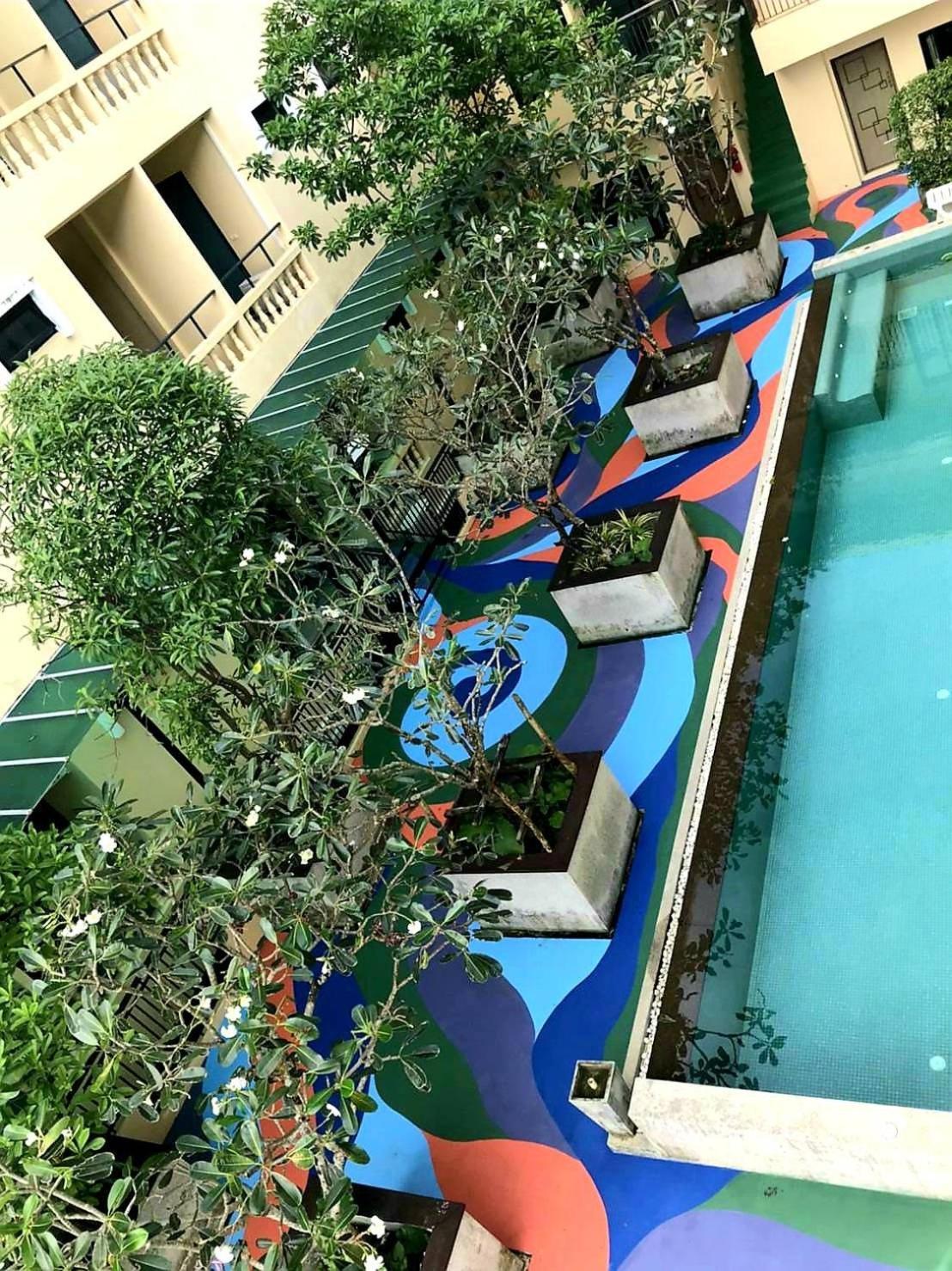 Royal Waves Hotel Patong Exteriör bild
